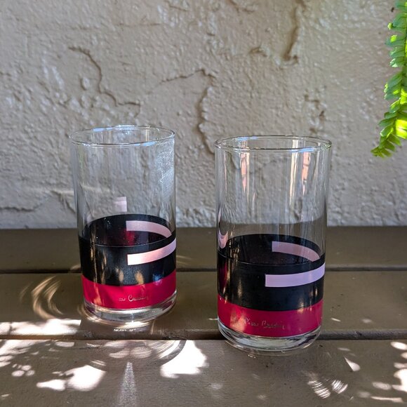 Vintage set of 2 Pierre Cardin matching red, black, & light red glasses - Picture 6 of 9
